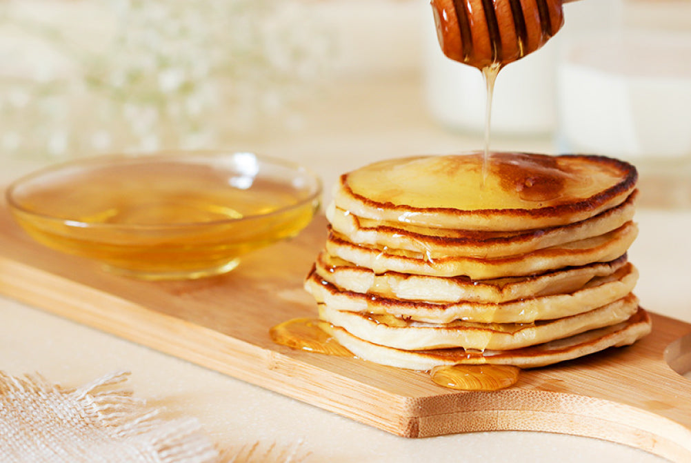 Panqueques de avena, plátano y miel